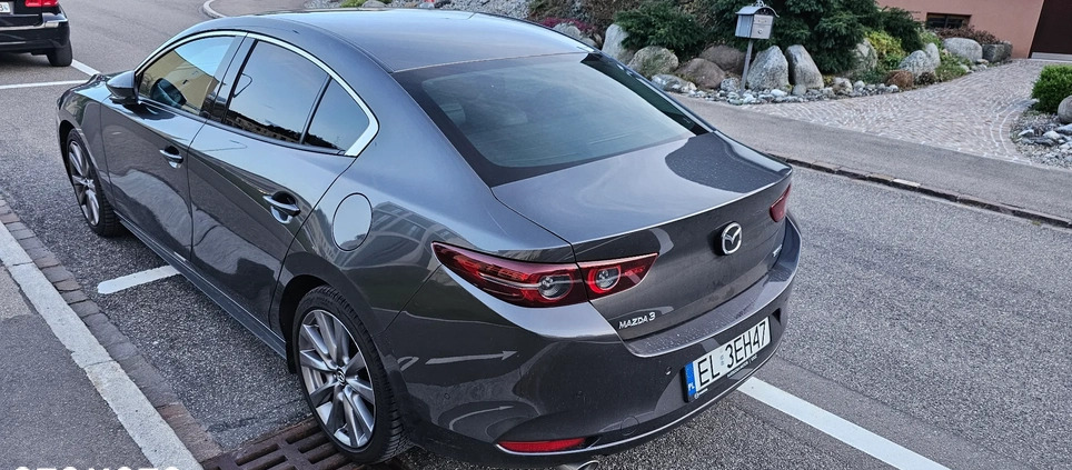 Mazda 3 cena 110000 przebieg: 49000, rok produkcji 2021 z Łódź małe 254